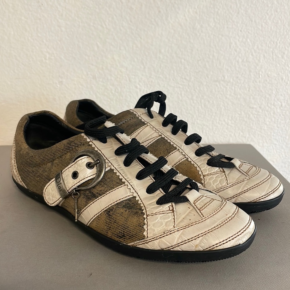 VINTAGE DIOR SNEAKERS